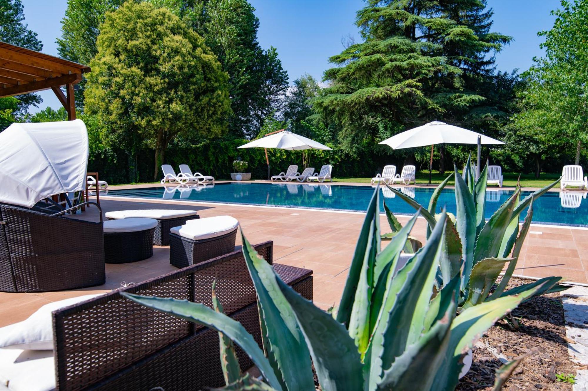 Villa Vitti'S - Verona Est Сан Мартино Буон Алберго Екстериор снимка
